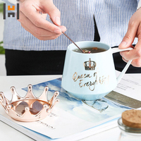Tasse à café professionnelle style nordique en céramique, couvert, avec couronne, plaqué or, pour couple