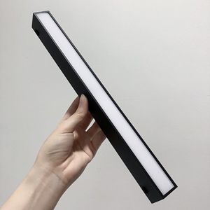 Rail magnétique ultra-mince monté en surface, système de piste intelligent DC48V, lumières magnétiques, lumière de piste d'inondation diffuse 12W 24W 30W - Product Image 1