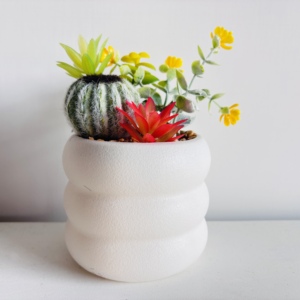 Plante artificielle en pot en plastique, simulation d'explosion, petite décoration de bureau, décoration intérieure et extérieure, non fragile, <span class=keywords><strong>livraison</strong></span> rapide - Product Image 1