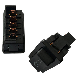 Accessoires de véhicule Interrupteur de fenêtre à 5 broches ON-OFF-ON Interrupteur automobile à <span class=keywords><strong>3</strong></span> voies 10 ampères avec gravure laser "flèches" - Product Image 6