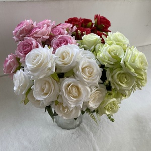 Bouquet de fleurs artificielles de rose de <span class=keywords><strong>soie</strong></span> de conception nouvelle Bouquet de rose de <span class=keywords><strong>soie</strong></span> de 12 têtes pour des bouquets de mariée - Product Image 5