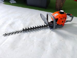 Taille-<span class=keywords><strong>haie</strong></span> UM 34F avec moteur puissant, outil <span class=keywords><strong>de</strong></span> jardinage orange et gris, machine à tondre les broussailles - Product Image 4