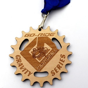 Médailles en bois personnalisées pour fabricants, vente en gros, pour la course à vélo, le marathon et la course à pied, en bambou ou en bois. - Product Image 4