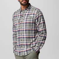 Camisa de pesca con protección solar 50 SPF, logotipo Rashguard, estilo Western Fisherman, diseño de cola de pez, capucha de mezclilla, espalda abierta y botones.