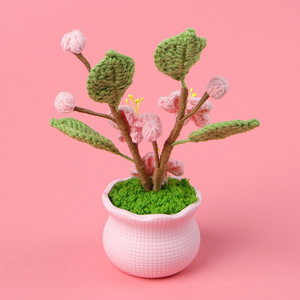 Fini à la main Crochet fil rose <span class=keywords><strong>fleur</strong></span> en pot plante fille coeur décoration <span class=keywords><strong>de</strong></span> bureau noël saint valentin en gros - Product Image 4