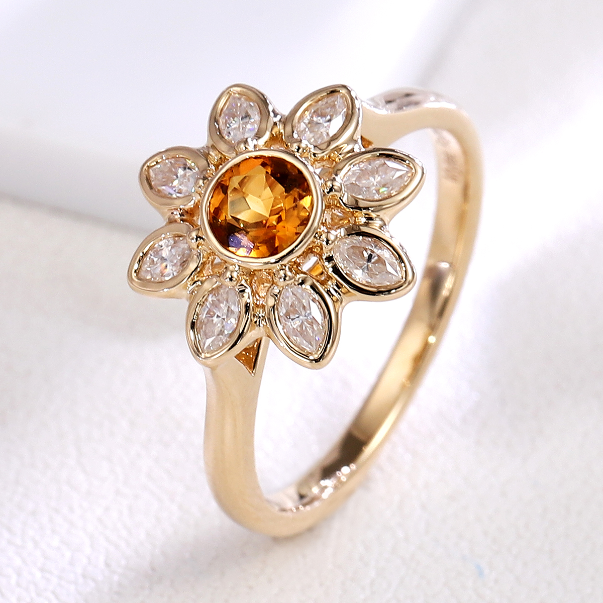 Bague en or 18 carats avec pierres précieuses de laboratoire