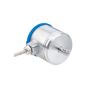 Encoder 1030013 ATM60-P4H13X13, Tipo de Valor Absoluto, Encoder Multivuelta, Nuevo, Original en Inventario, Eje Sólido con Brida de Sujeción - Product Image 4