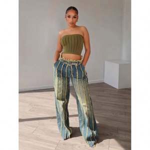 Jeans décontractés pour femmes en bleu pour un port toute l'année - Product Image 3