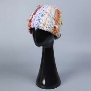 <span class=keywords><strong>Gorro</strong></span> de punto de ganchillo hecho a mano de lana a rayas gruesas con borlas desgastadas coloridas arcoíris de invierno - Product Image 4