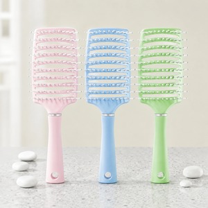 Cepillo rizador <span class=keywords><strong>de</strong></span> <span class=keywords><strong>pelo</strong></span> curvo para uso doméstico, con logo personalizado, para quioscos minoristas, para levantar y dar volumen a la raíz del cabello para mujer, envío masivo <span class=keywords><strong>de</strong></span> fábrica - Product Image 1