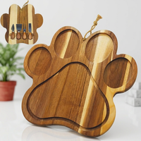 Planche à charcuterie en bois d'acacia en forme de patte de 13,8 pouces et 0,8 pouce d'épaisseur, couteaux à fromage magnétiques (lot de 4) - Cadeau pour les amoureux des animaux