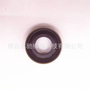 Venta Directa de Fábrica: Sellos de Aceite de Chapa Metálica para Autos Lada 2101-3401026TB19*37*10, Piezas de Motor para Modelos Antiguos - Product Image 1