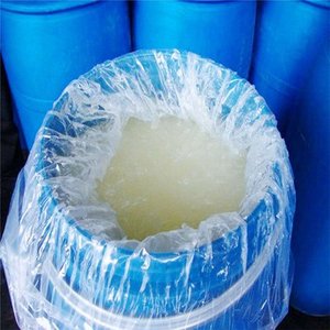 SLES Sodium <span class=keywords><strong>Lauryl</strong></span> Ether Sulfate 70% Matière première cosmétique et détergente CAS 68585-34-2 Faible teneur en sel pour savon liquide moussant pour le bain - Product Image 3