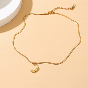 Collier en acier inoxydable avec pendentif torsadé en forme de lune plaqué or pour femme, cadeau à la mode, <span class=keywords><strong>2022</strong></span> - Product Image 6