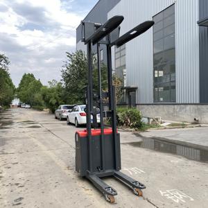 Nuevo Equipo de Almacén, Apilador Eléctrico de 3 Vías, Apilador con Asiento y Plataforma, Altura de 3 m, Capacidad de Carga de 1 Tonelada, Batería de Plomo-Ácido - Product Image 5