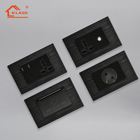 Enchufe de pared al por mayor tipo 118 estándar de EE. UU. con puerto de carga USB tipo C 5V 2.1A Panel de PC ignífugo con cepillo
