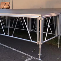 Scène événementielle modulaire en alliage d'aluminium pour extérieur, installation rapide, capacité de charge élevée, conception mobile, pieds réglables, personnalisable