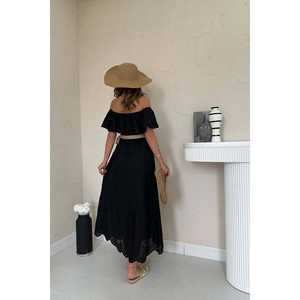 เดรสปักลายเปิดไหล่สีดำ เอวสม็อค ทรงเอ ผ้าทอ สวมใส่สบาย เหมาะสำหรับวันหยุดและงานเฉลิมฉลอง ระบายอากาศได้ดี - Product Image 6