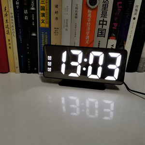 온도 날짜 표시가있는 LED 디지털 탁상 시계 <span class=keywords><strong>3</strong></span> 세트 알람 스누즈 프로젝션 기능 빅 미러 전자 무브먼트 타입 - Product Image 5