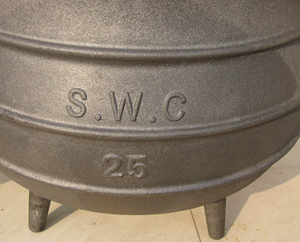 Caldero de Hierro Fundido de <span class=keywords><strong>3</strong></span> Patas con Tres Patas Utensilios de Cocina para Acampar al Aire Libre # Olla Potjie Sudafricana de Tres Patas, 20 - Product Image 2