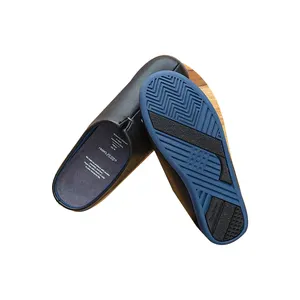 Customized wholesales high quality men shoes slides slippers