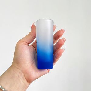 Vaso de 2.5 oz con efecto degradado para sublimación, personalizable, para cócteles, mini tumbler de 2.5 oz - Product Image 3