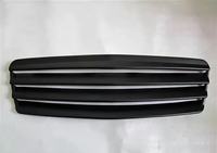 Grille de radiateur en résine noire mate sans emblème, style vintage, compatible avec la Classe C W202 93-00, pièces de pare-chocs avant