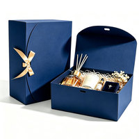 Boîte cadeau portable de luxe avec nœud et rabat incurvé, emballage rigide en carton pour bougies parfumées, diffuseurs et cosmétiques