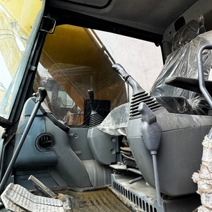 รถขุดตีนตะขาบ Komatsu PC 200 สีเดิม ขนาด 20 ตัน มือสองจากญี่ปุ่น พร้อมมอเตอร์ปั๊มและเกียร์บ็อกซ์ - Product Image 5