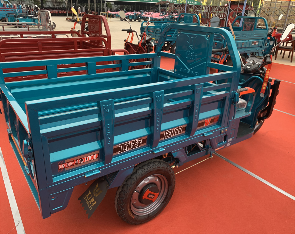 Export quality cheap electric tricycle 48V high speed cheap electric three-wheeled motorcycle