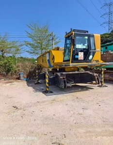 รถเครนตีนตะขาบ XCM XLC150 มือสอง ขนาด 150 ตัน ปี 2023 รุ่น XGC75 XGC55 XGC85 XGC95 - Product Image 2