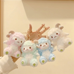 Llavero <span class=keywords><strong>de</strong></span> oveja <span class=keywords><strong>de</strong></span> peluche suave personalizado con patrón <span class=keywords><strong>de</strong></span> trébol, venta al por mayor, bonito colgante <span class=keywords><strong>de</strong></span> <span class=keywords><strong>cordero</strong></span> <span class=keywords><strong>de</strong></span> peluche para mochilas y bolsas <span class=keywords><strong>de</strong></span> regalo - Product Image 1