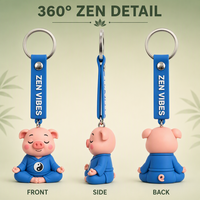 Großhandel 3D Weicher PVC-Schlüsselanhänger Zen-Meditations-Schweinchen-Figur mit Blauem Armband Stressabbau Firmen-Souvenir-Geschenk