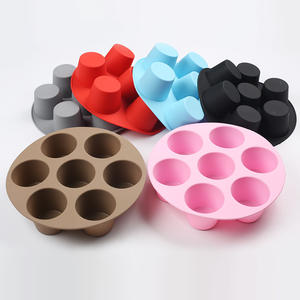 Moule à muffins en silicone antiadhésif pour la maison, ensemble de 7 moules ronds en silicone pour gâteaux - Product Image 1