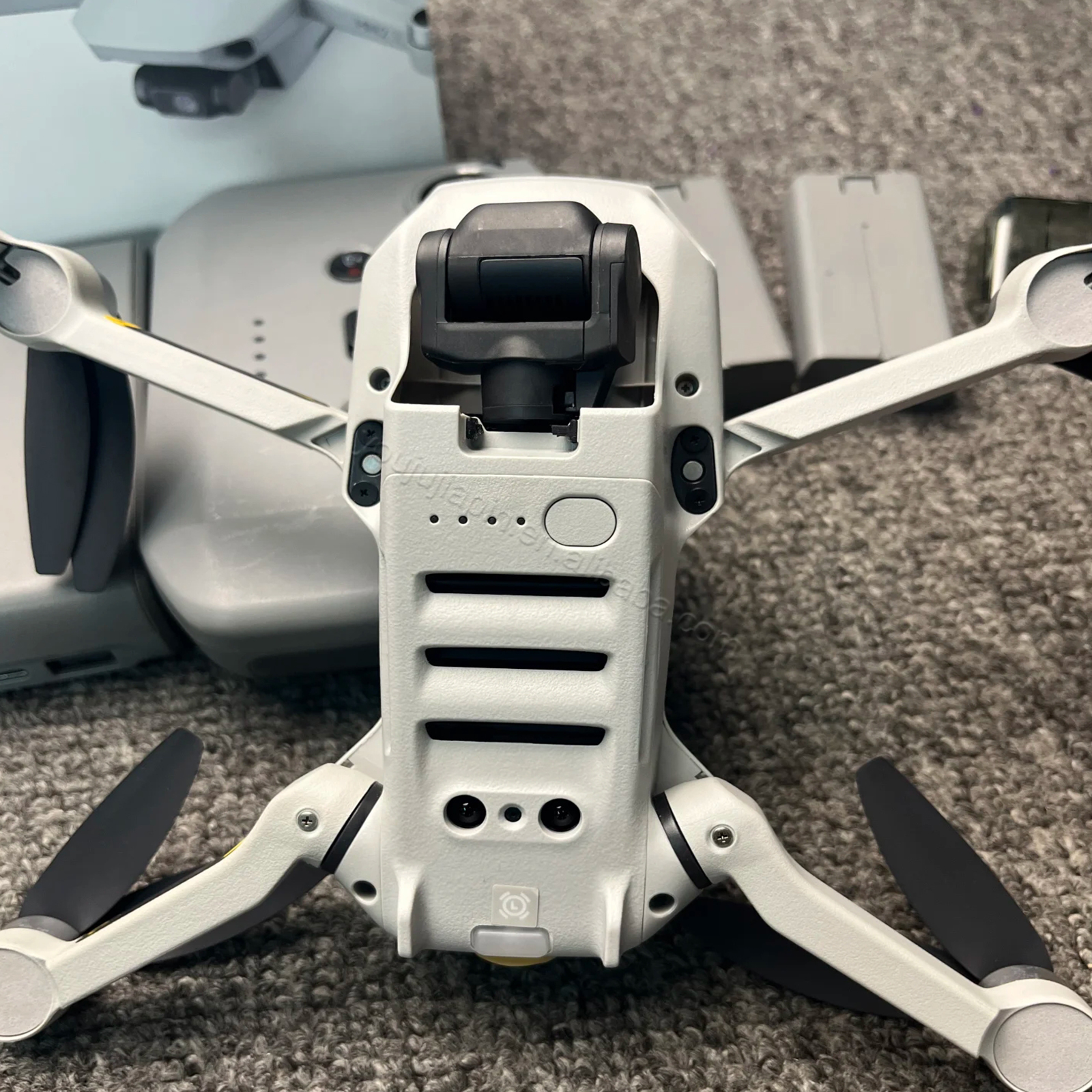 DJI Mini 2 Fly More Combo最終値下げ Amazon.com: DJI Mini 2 Fly More Combo – Ultralight Foldable