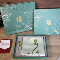 Coffret Cadeau Personnalisé avec Logo : Écharpe, Chaussettes, Masque de Sommeil, Emballage Personnalisé avec Marquage à Chaud Doré pour la Mode et la Beauté