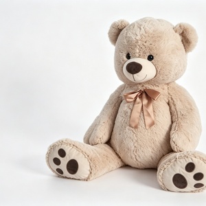 Oso de Peluche Beige Personalizado, Oso de Peluche Suave Sentado con Lazo de Satén a Juego y Huellas en Relieve en las Patas - Product Image 4