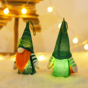 Gnomes du jour de la Saint-Patrick avec lumières, chapeau à paillettes, ornements en peluche du jour de la Saint-Patrick avec trèfle, décorations de table pour la maison - Product Image 4