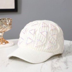 Gorra de Béisbol Tejida de 6 Paneles para Mujer, Otoño Invierno, Poliéster/Algodón, Diseño Triangular con Pedrería, Moderna, Cálida, Gris Blanco - Product Image 3
