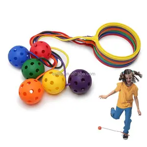 Çocuklar açık hava etkinlikleri 4 adet spor atlama ipi ayak bileği atlama oyuncak spor salıncak top sıçrama halkası topları