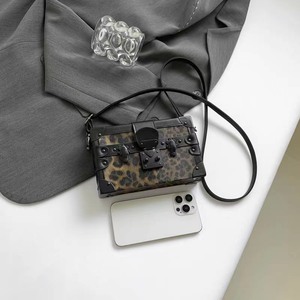 Sacs à main de luxe pour femmes en gros, sacs à bandoulière en cuir PU rétro à imprimé léopard en forme de boîte pour femmes - Product Image 6