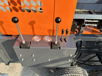 Fendeuse de bûches processeur de bois de chauffage diesel RIMA avec table à chaîne de bûches