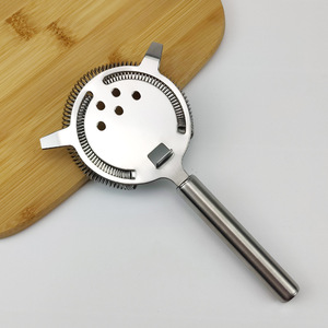 Fournisseur direct d'usine de passoires à cocktails en acier inoxydable, de filtres à glace, de passoires à glaçons et de filtres à glaçons en forme de cube. - Product Image 2