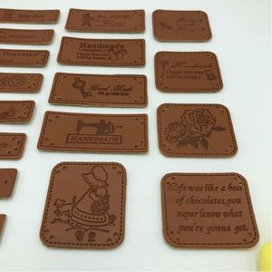 Étiquette en cuir personnalisée en PU (synthétique) ou en cuir véritable avec logo gaufré, à coudre, pour broderie ou patch de chapeau - Product Image 1