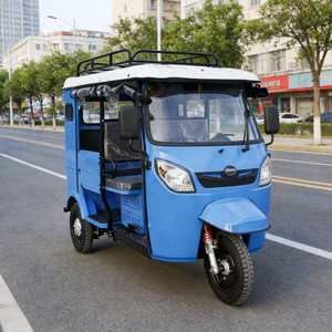 Tuk Tuk de Gasolina, Último Modelo, <span class=keywords><strong>Triciclo</strong></span> de 3 Ruedas <span class=keywords><strong>con</strong></span> Motor de Gasolina, Carrocería Cerrada, Alta Potencia, para Taxi de Pasajeros - Product Image 3