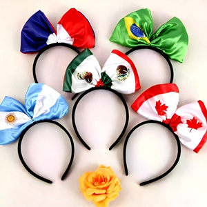 Set de Accesorios para Aficionados al Fútbol: Diademas con Lazos de Banderas Nacionales (EE. UU., Canadá, México) y Pines de Solapa para <span class=keywords><strong>Partidos</strong></span> de Fútbol - Product Image 4