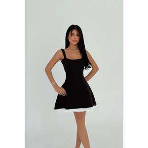 Robe noire Molinna mi-longue élégante et sexy de style club avec fentes personnalisées, taille XS, pour invités de mariage ou usage quotidien - Product Image 2