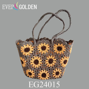 Mode grand-mère <span class=keywords><strong>Crochet</strong></span> femmes sacs à bandoulière <span class=keywords><strong>Crochet</strong></span> sac fourre-tout Daisy personnalisé femmes sac à main <span class=keywords><strong>crochet</strong></span> à la main coton sacs à main fleur sac - Product Image 2