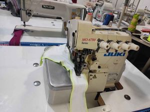 Machine à <span class=keywords><strong>coudre</strong></span> électrique à surjet multifonctionnelle 220V à entraînement direct Couture domestique avec moteur central <span class=keywords><strong>Surjeteuse</strong></span> Formation en vente - Product Image 5