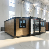 Maison conteneur préfabriquée extensible avec panneaux solaires, design Asie du Sud-Est, multi-usages (maison, bureau, hôtel), modules 20/30/40 pieds